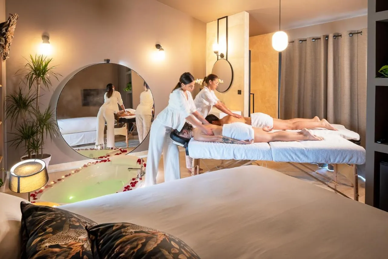 Affittacamere Hotel La Bastide De Damien, 5 Clefs Demeure D'Exception Et Table Remarquable Dans Le Guide Teritoria, Jacuzzi Privatif, Cuisine Etoilee Dominique Frerard Aix-en-Provence