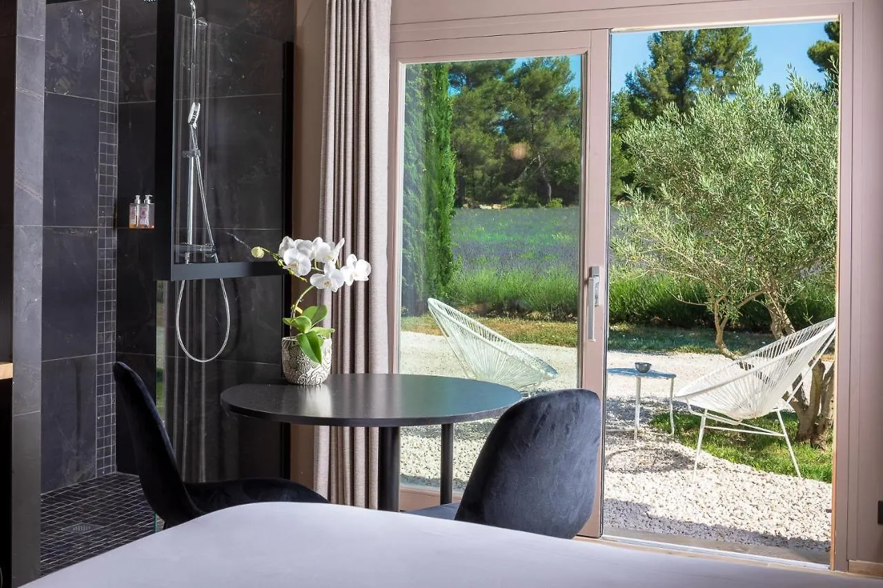 Hotel La Bastide De Damien, 5 Clefs Demeure D'Exception Et Table Remarquable Dans Le Guide Teritoria, Jacuzzi Privatif, Cuisine Etoilee Dominique Frerard Aix-en-Provence Affittacamere