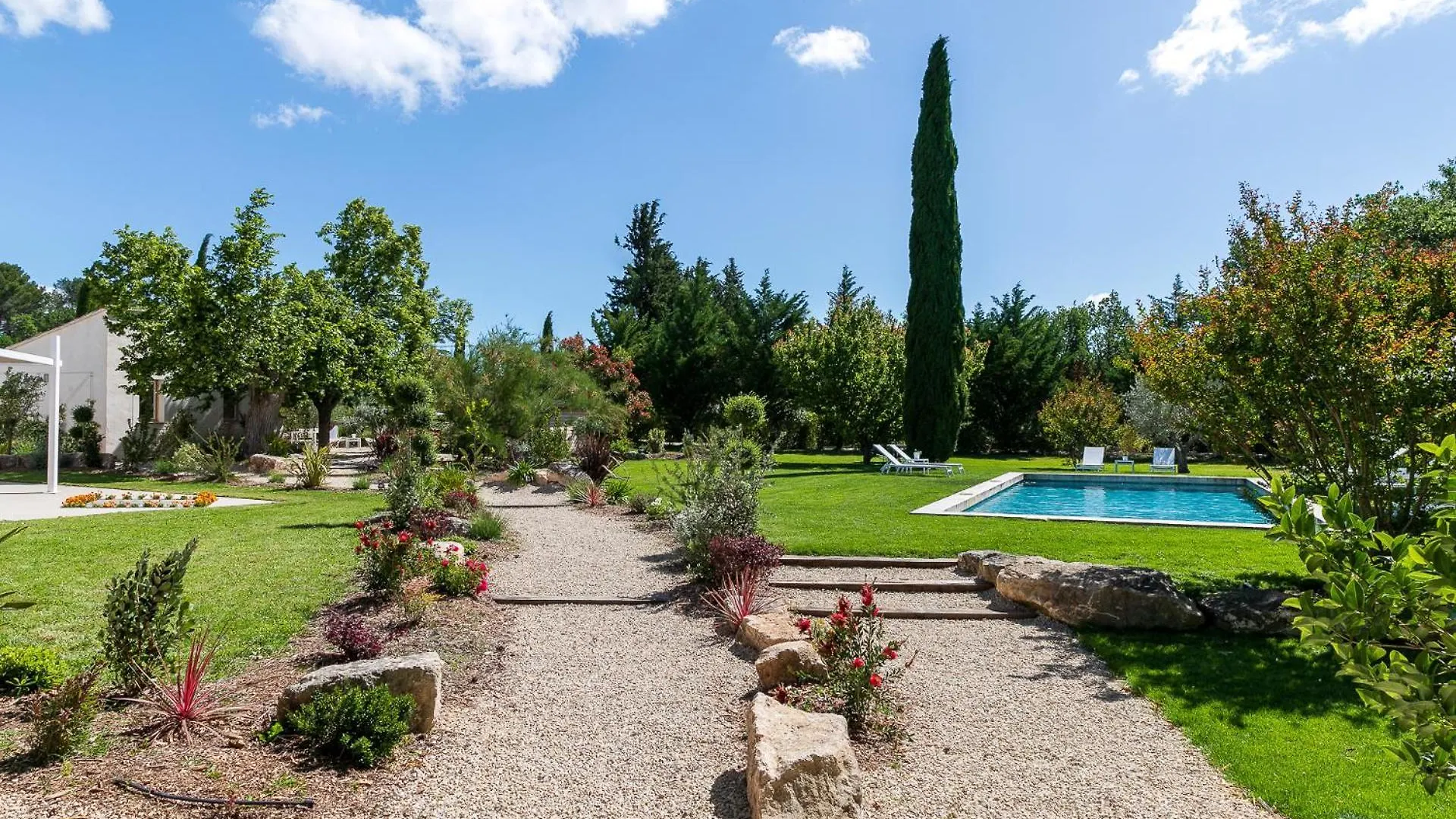 Hotel La Bastide De Damien, 5 Clefs Demeure D'Exception Et Table Remarquable Dans Le Guide Teritoria, Jacuzzi Privatif, Cuisine Etoilee Dominique Frerard Aix-en-Provence 5*,