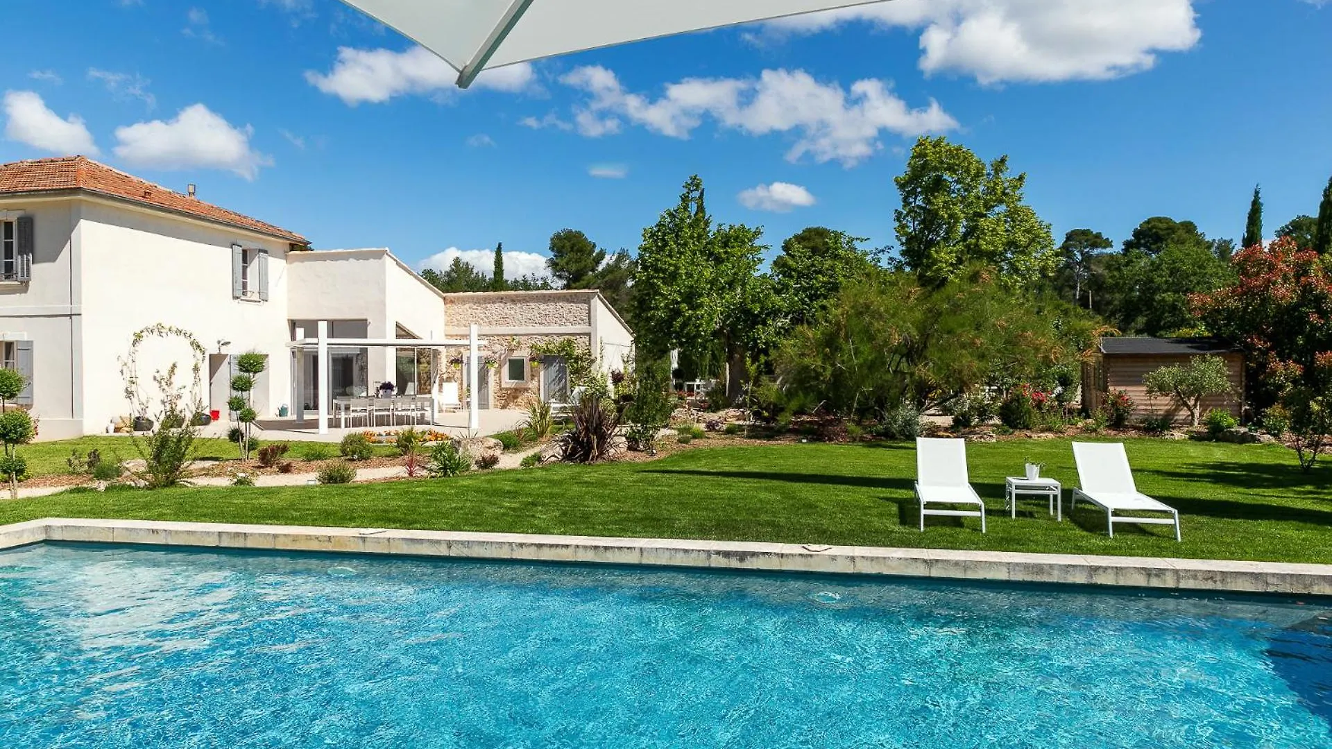Hotel La Bastide De Damien, 5 Clefs Demeure D'Exception Et Table Remarquable Dans Le Guide Teritoria, Jacuzzi Privatif, Cuisine Etoilee Dominique Frerard Aix-en-Provence Affittacamere