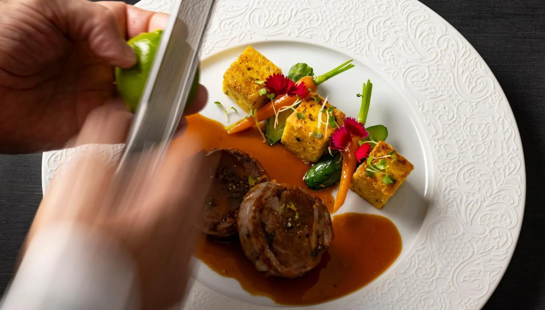 Hotel La Bastide De Damien, 5 Clefs Demeure D'Exception Et Table Remarquable Dans Le Guide Teritoria, Jacuzzi Privatif, Cuisine Etoilee Dominique Frerard Aix-en-Provence 5*,  Francia